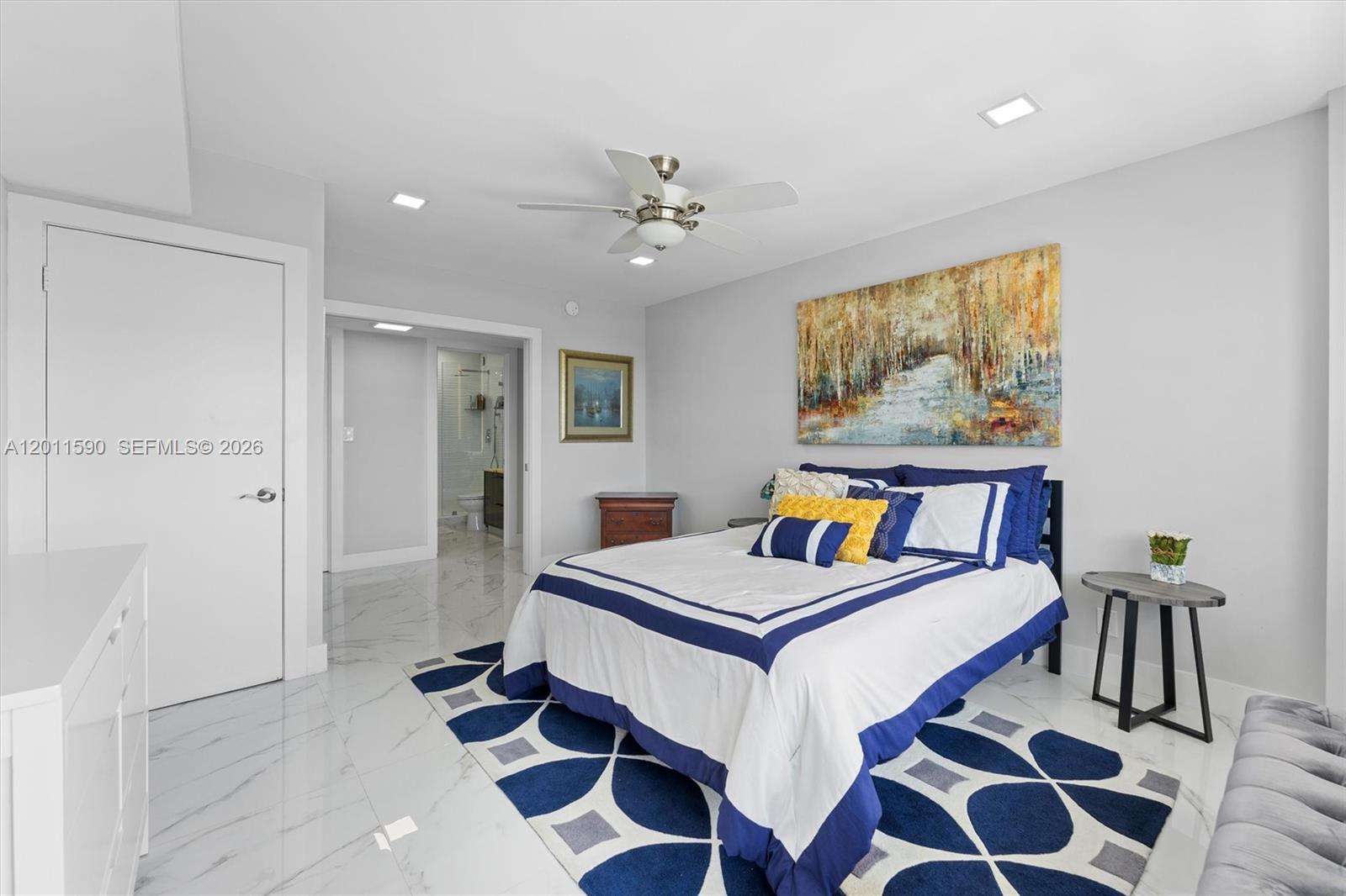 340 Sunset Dr # 1810