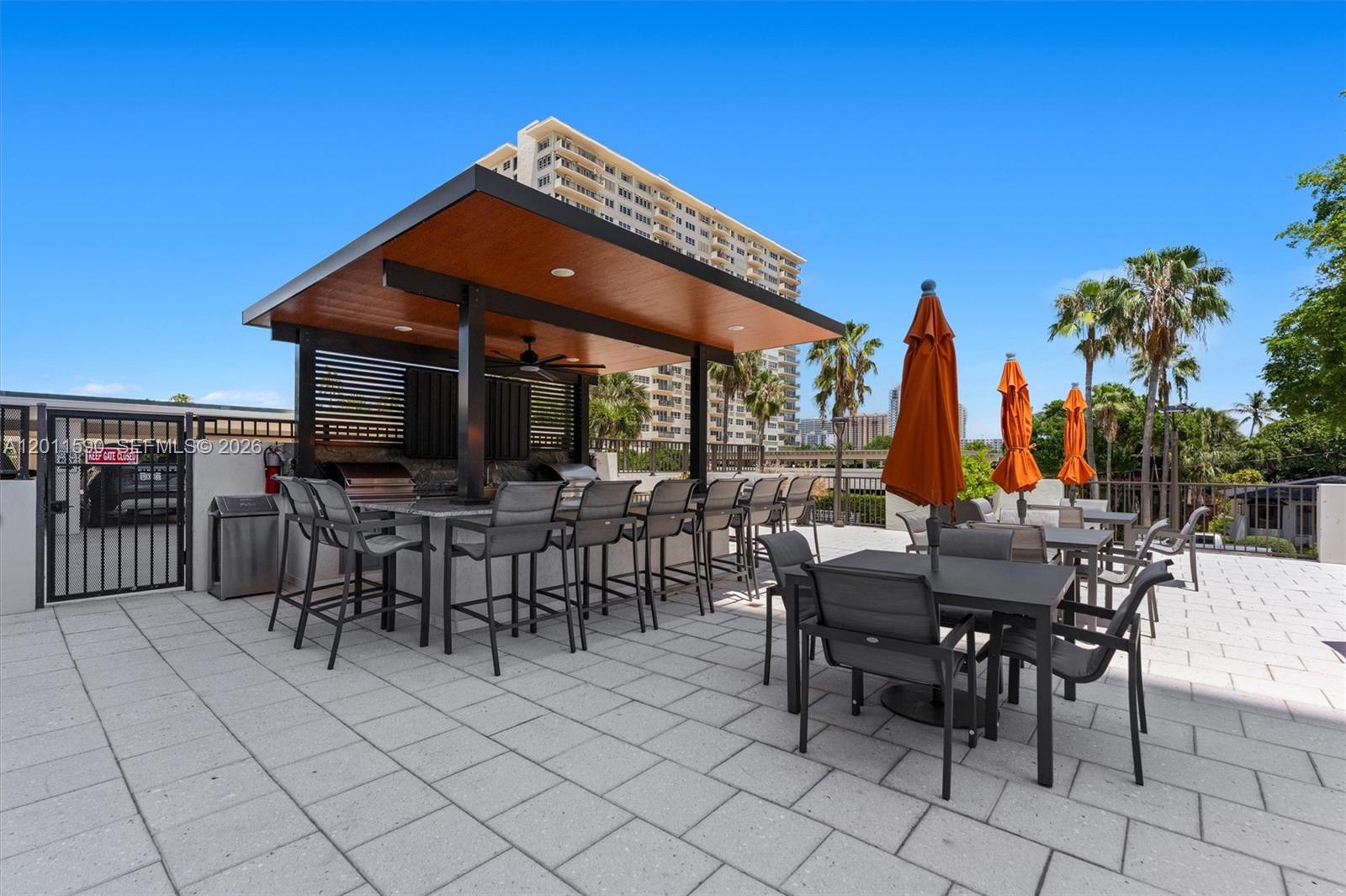 340 Sunset Dr # 1810