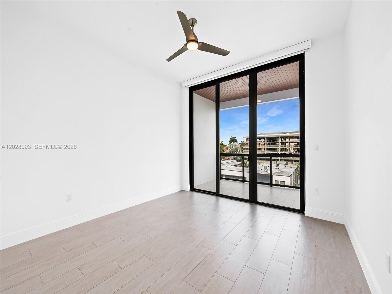 30 Isle Of Venice Dr # 403