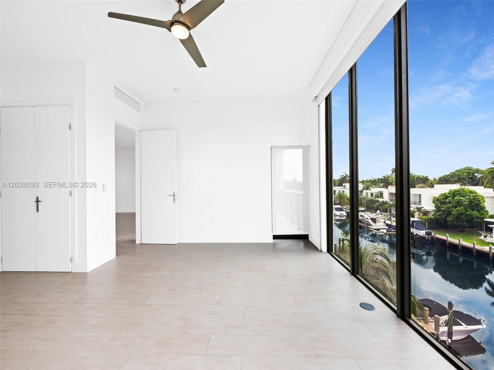 30 Isle Of Venice Dr # 403