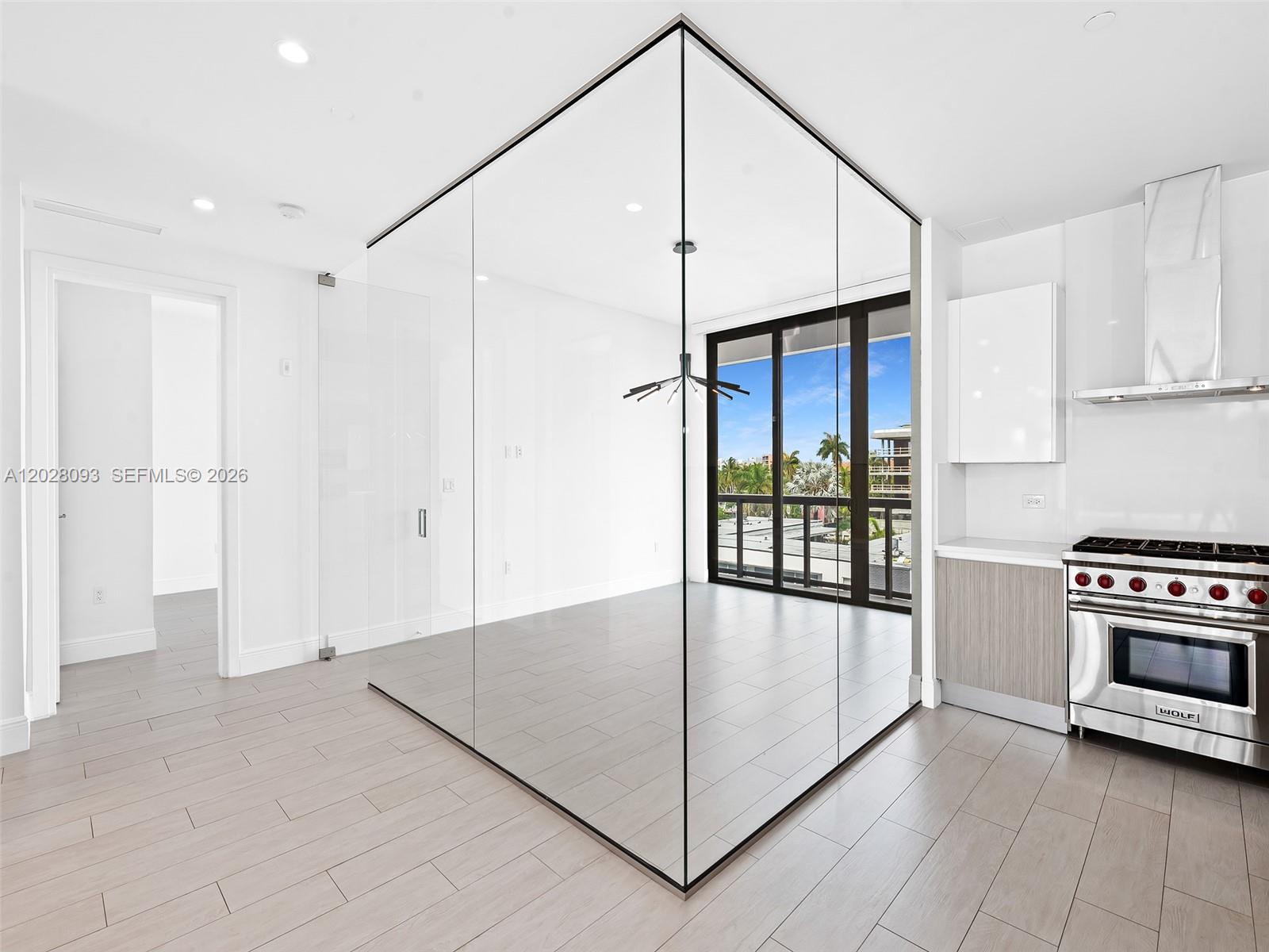 30 Isle Of Venice Dr # 403