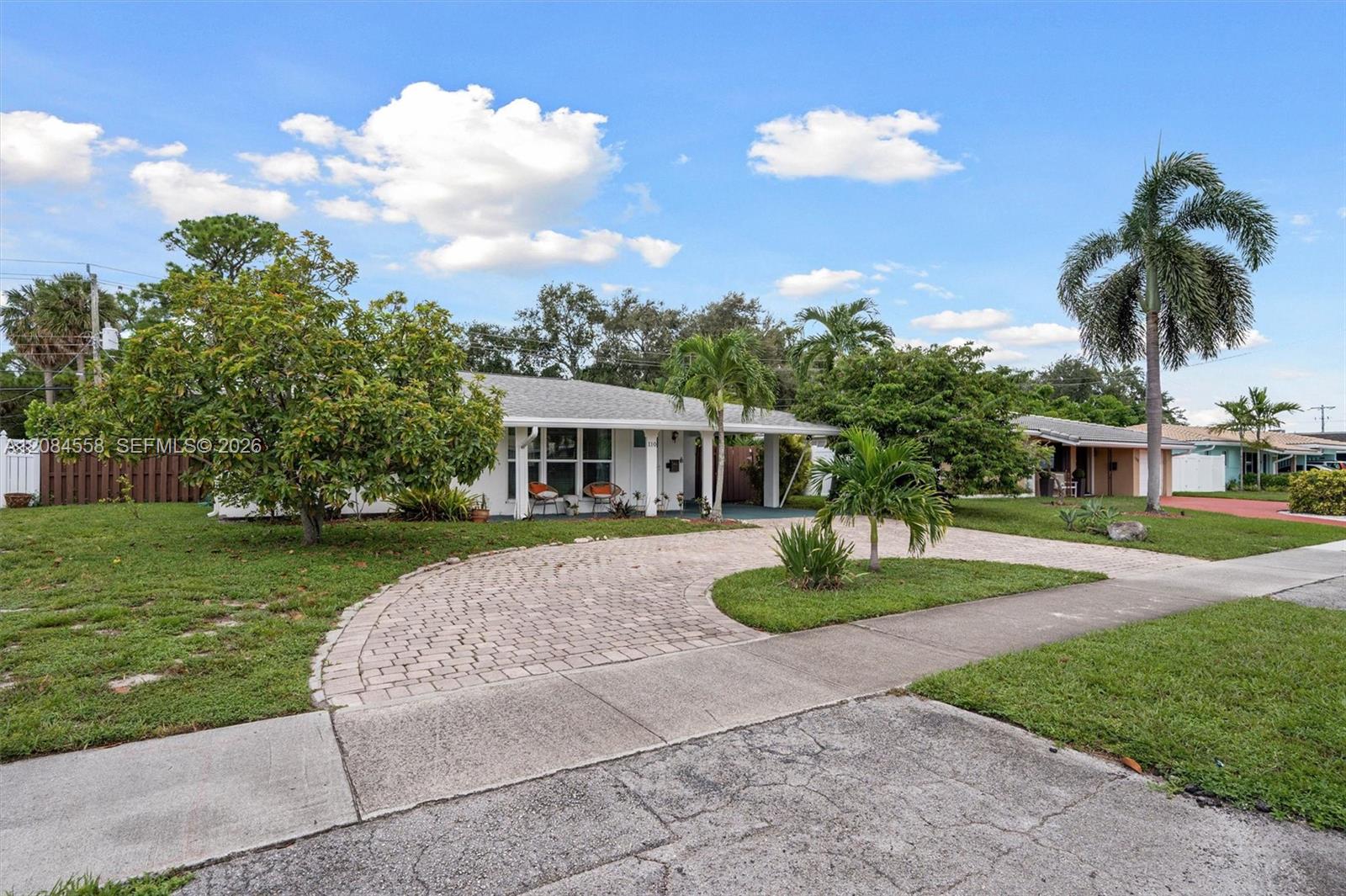 110 SE 5th Ct