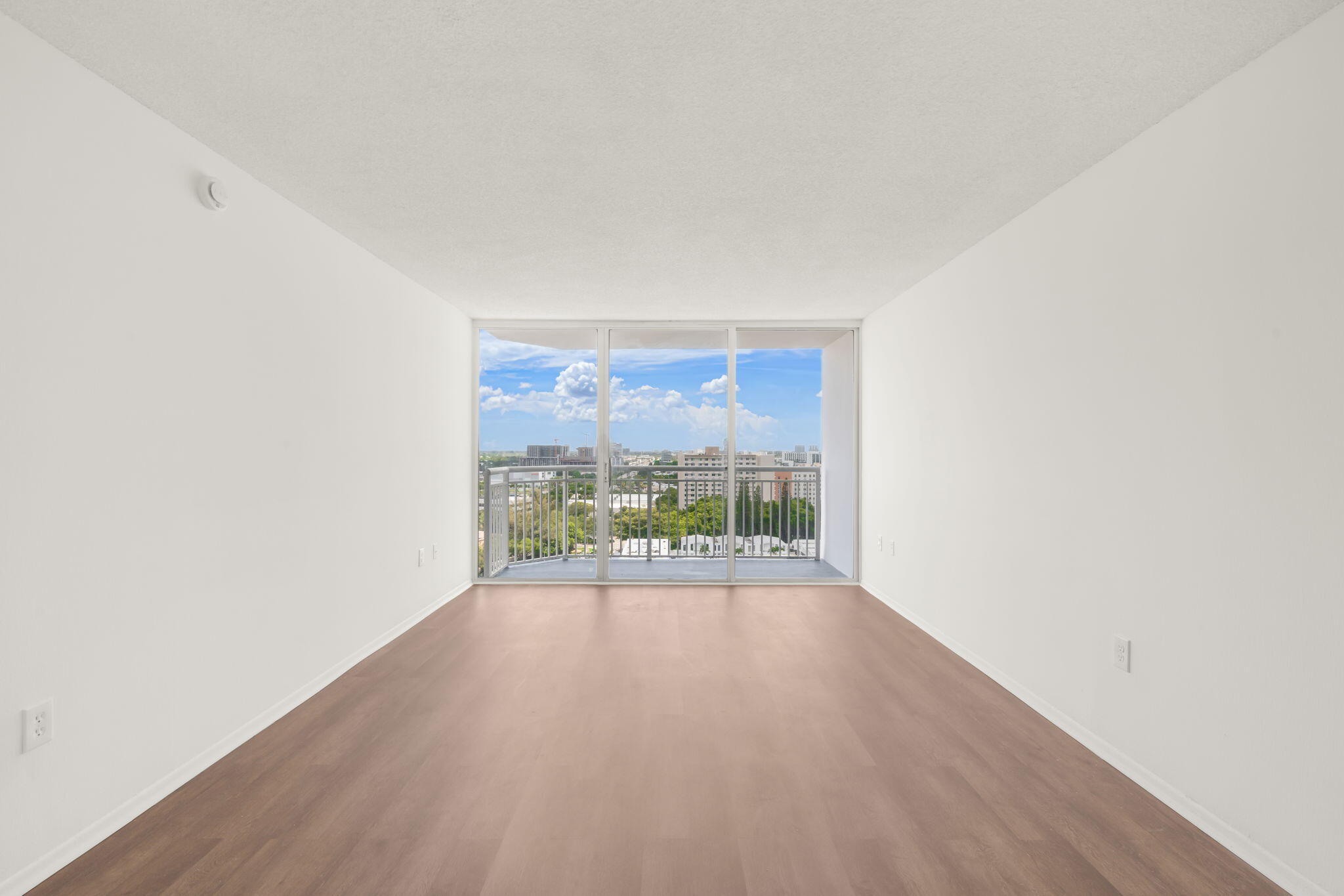 18011 Biscayne Boulevard 1704-1