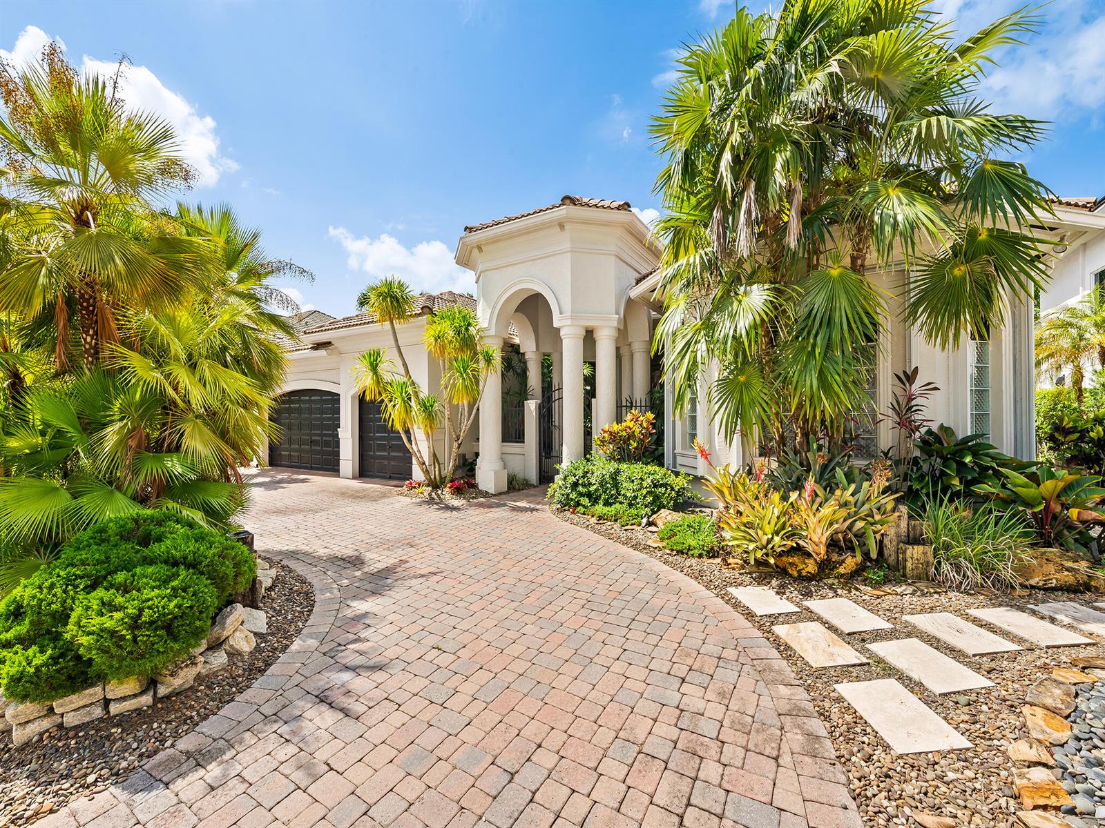 10800 Blue Palm Street