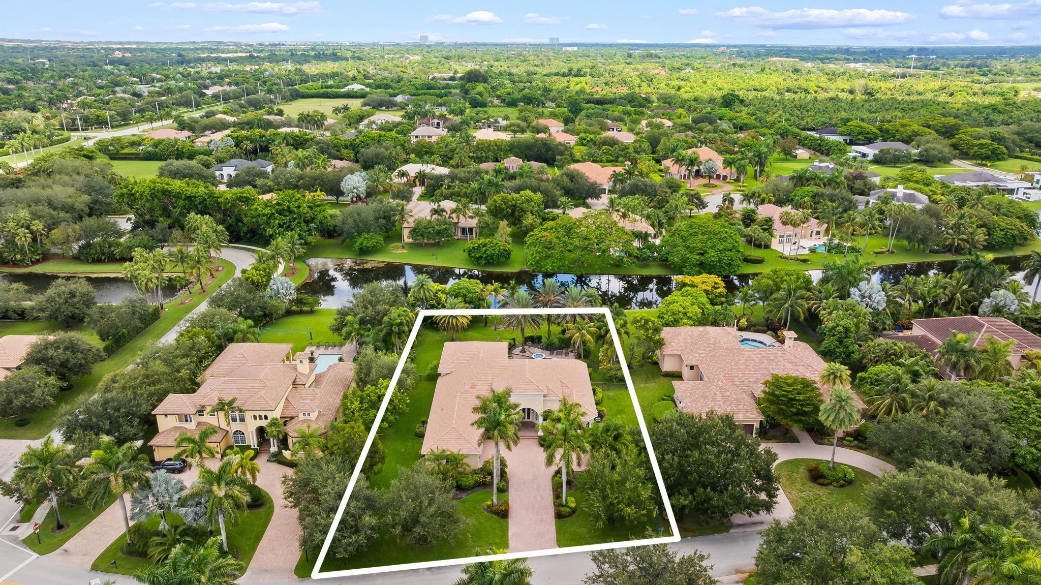 12825 Stonebrook Dr