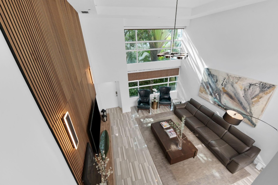 910 NE 16th Terrace 2, Fort Lauderdale Unit: 2