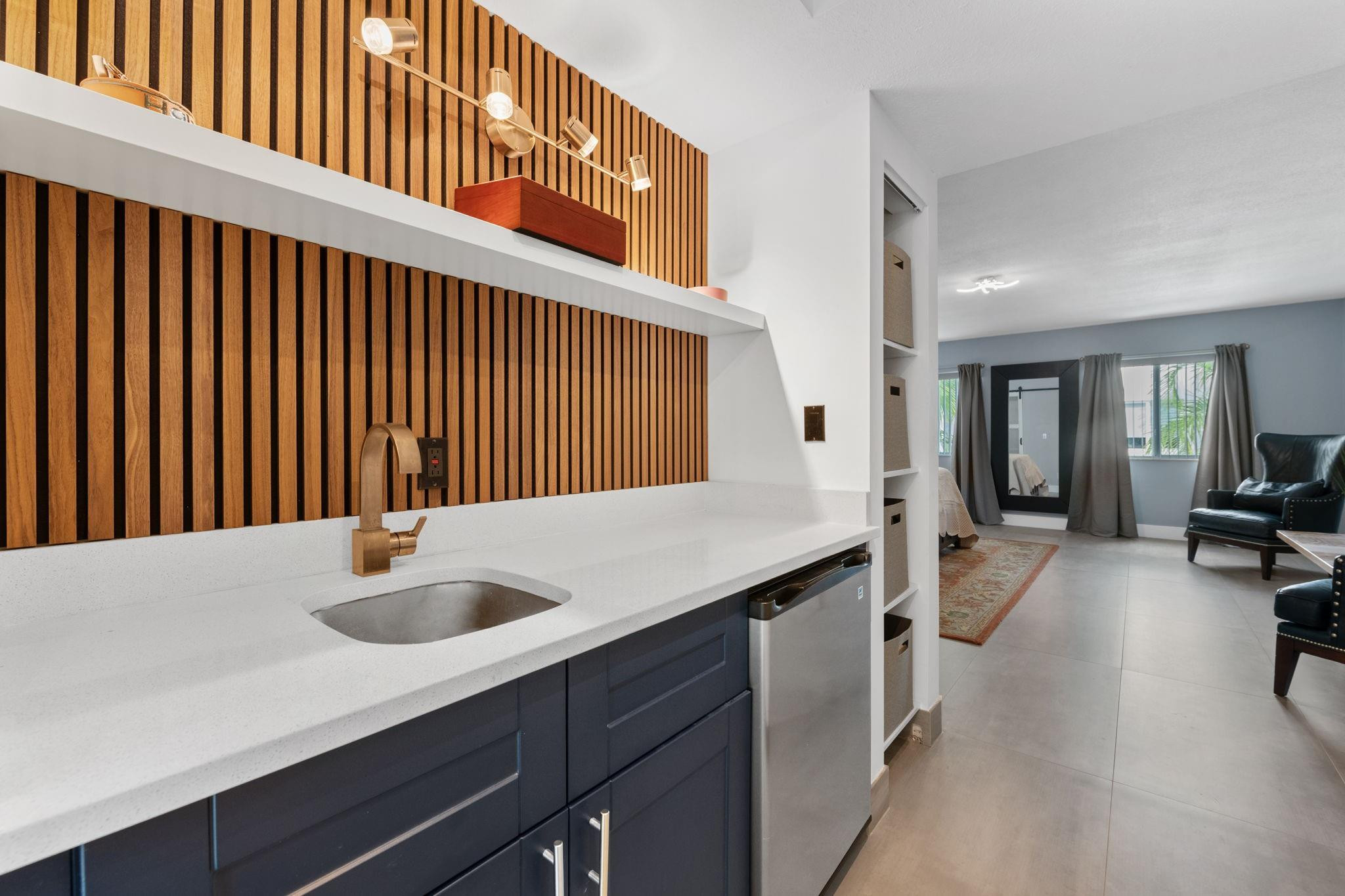 910 NE 16th Terrace 2, Fort Lauderdale Unit: 2