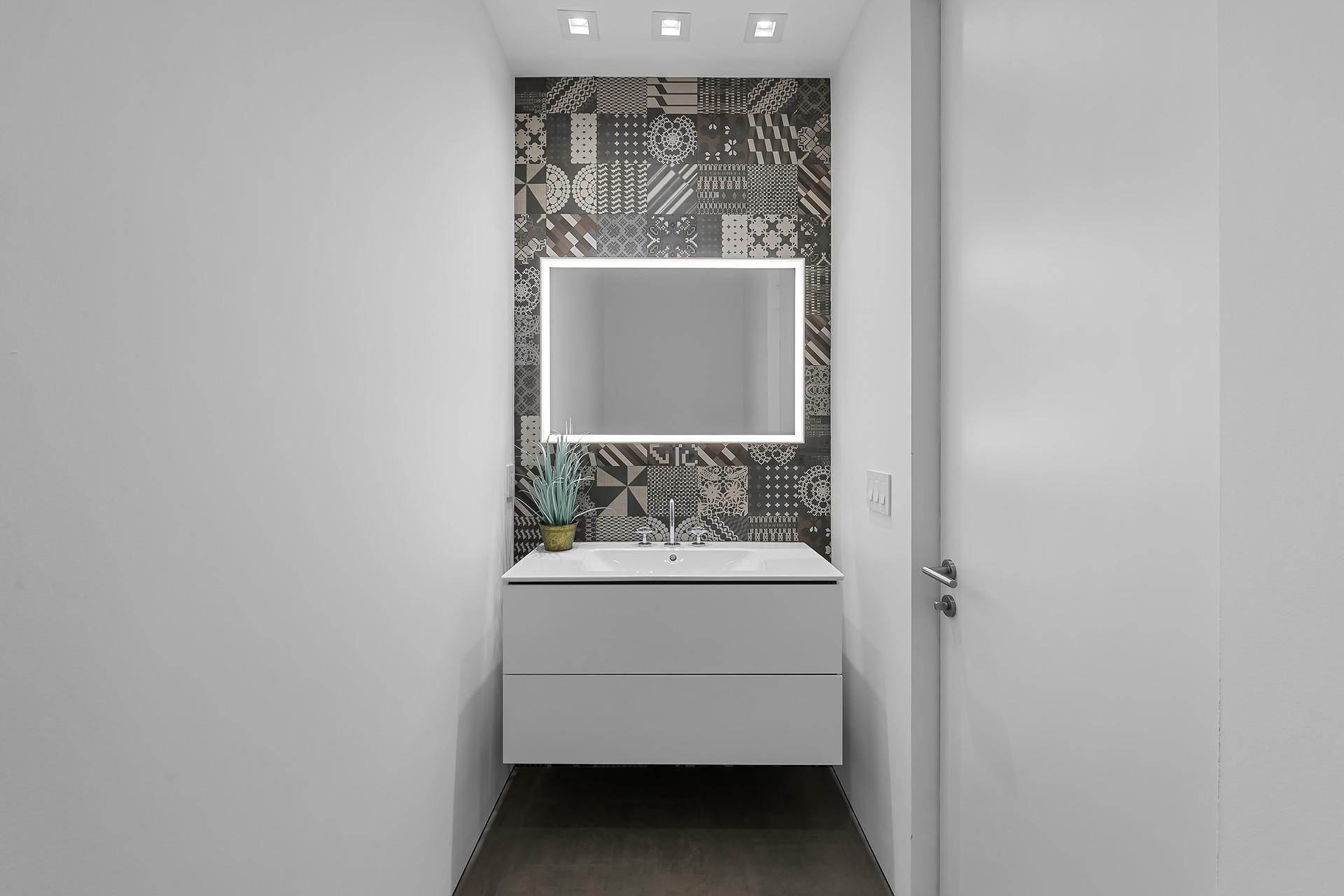 10691 Golden Eagle Court