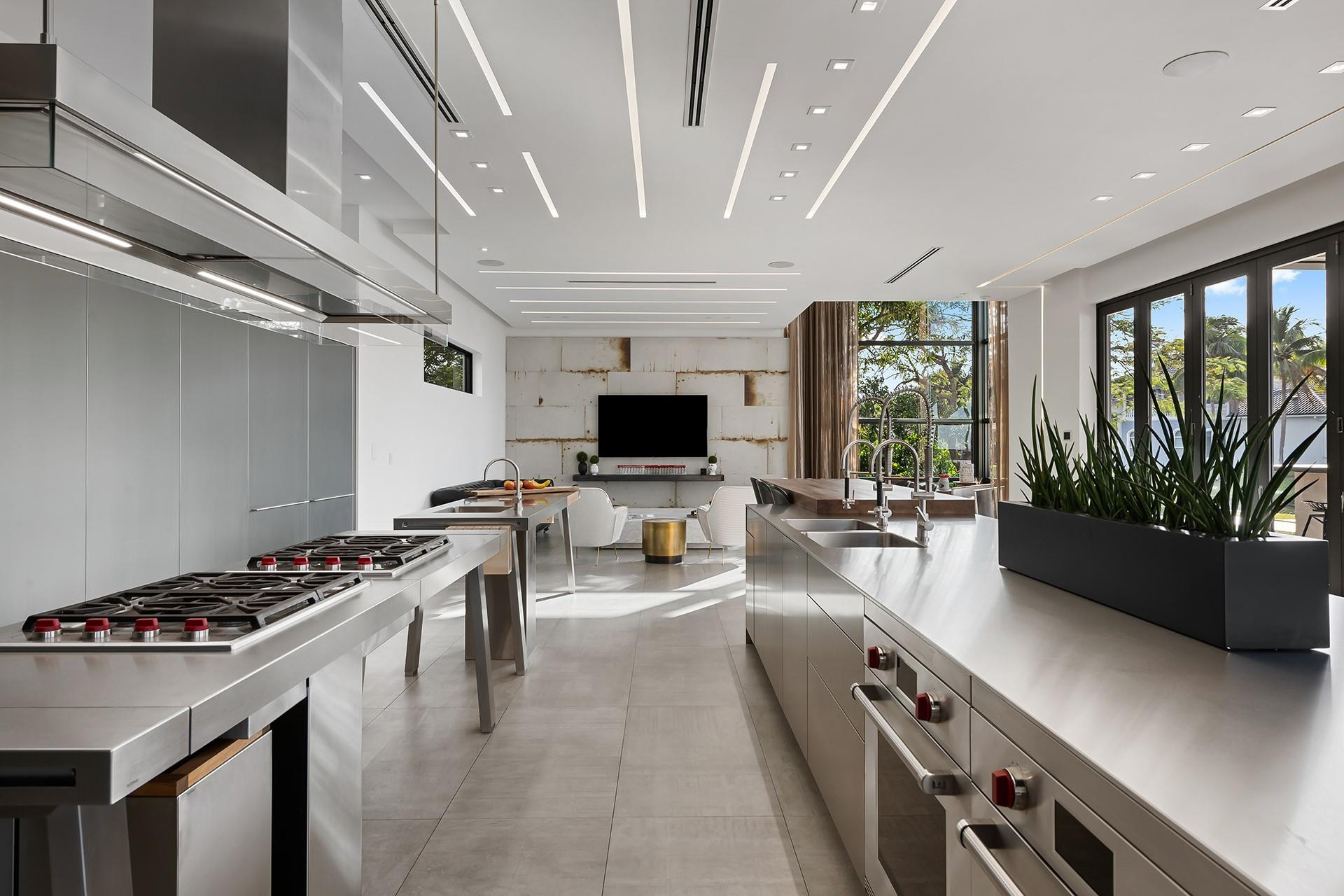 10691 Golden Eagle Court