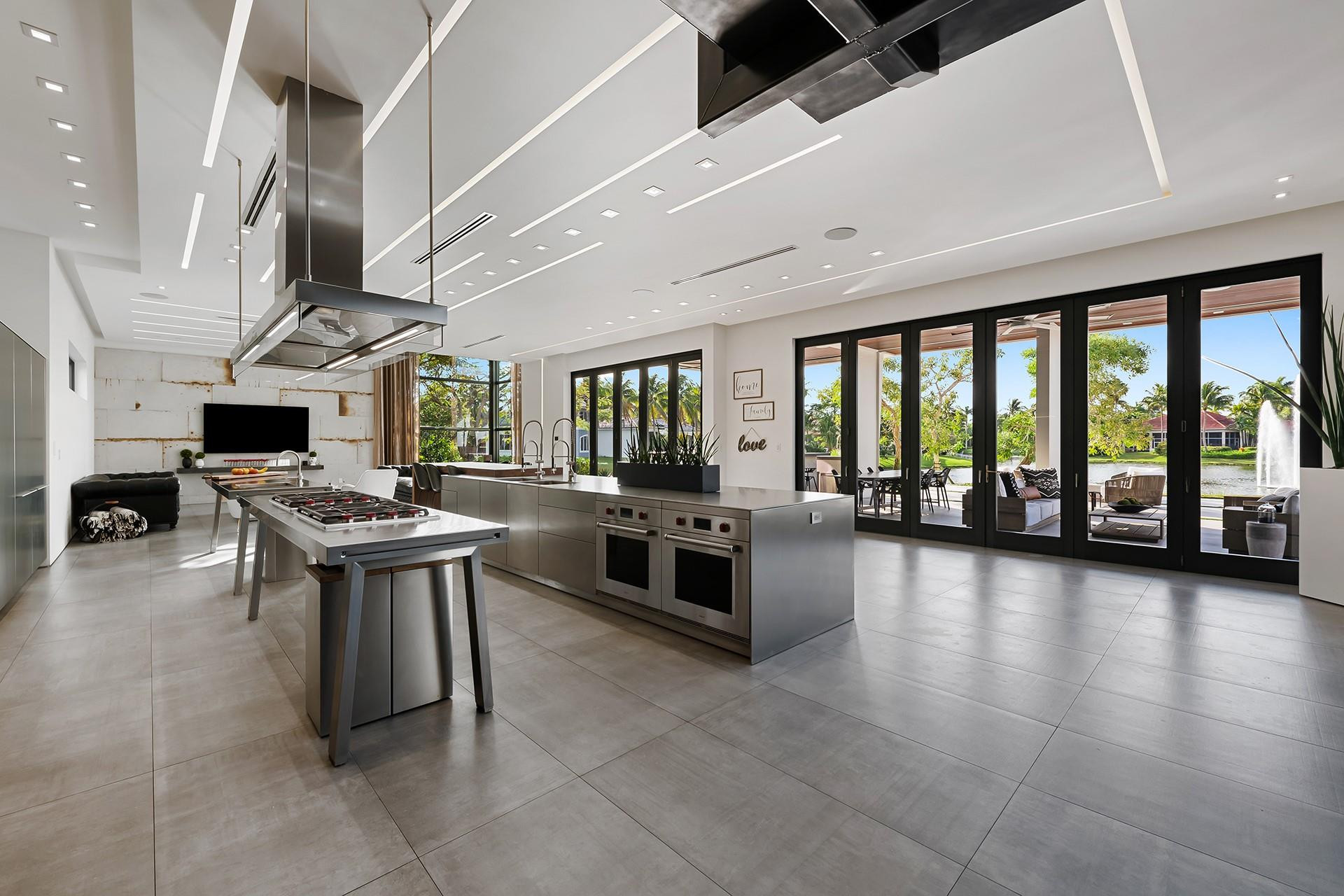 10691 Golden Eagle Court