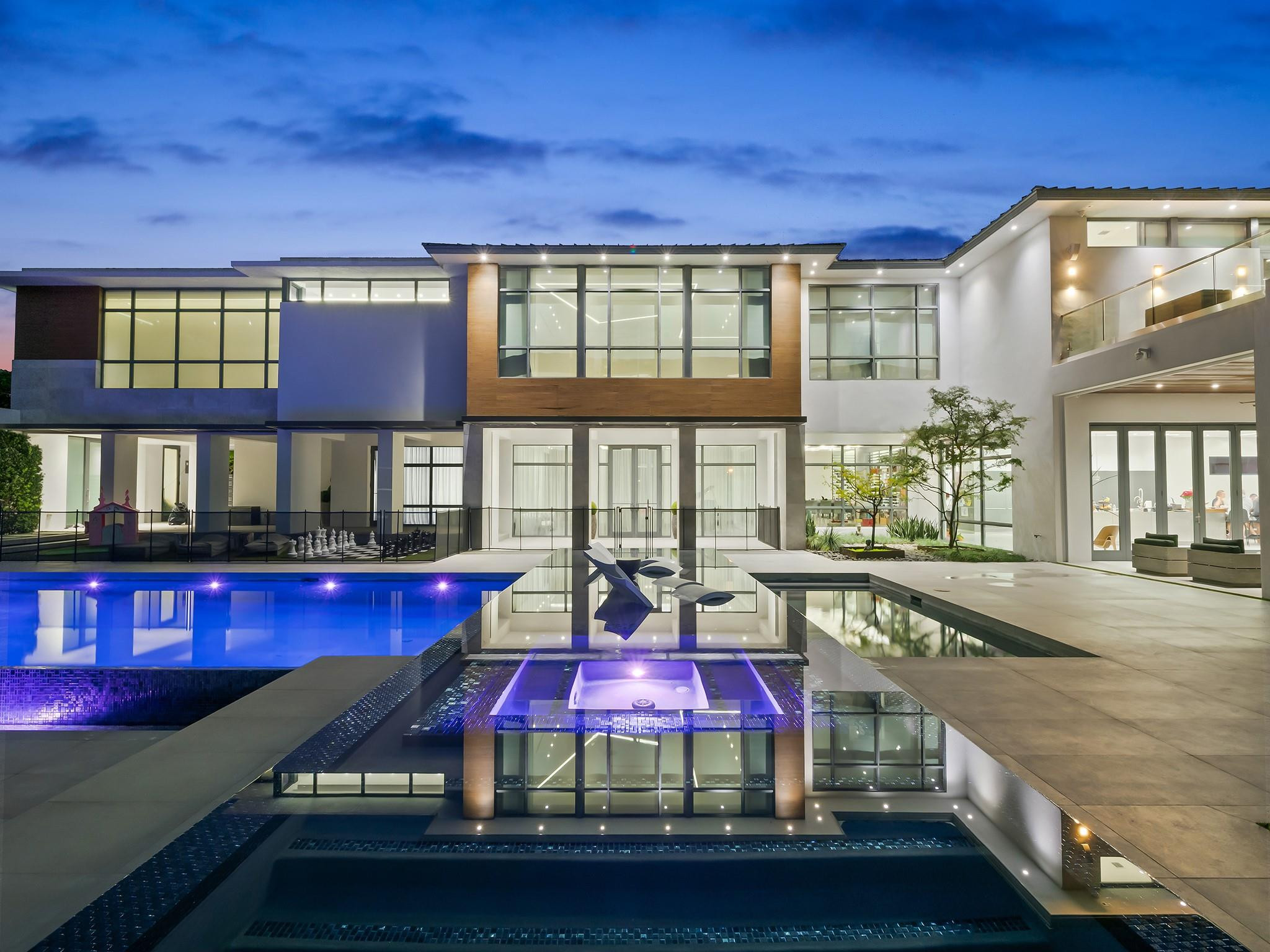 10691 Golden Eagle Court