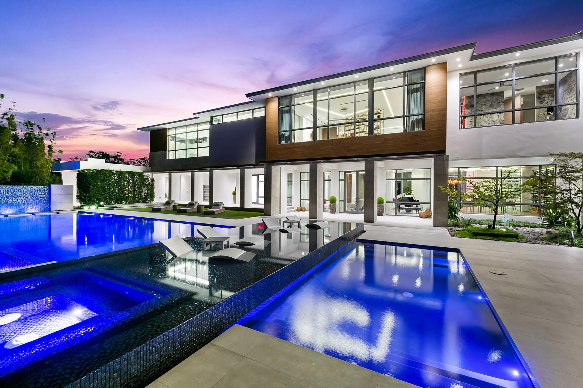 10691 Golden Eagle Court