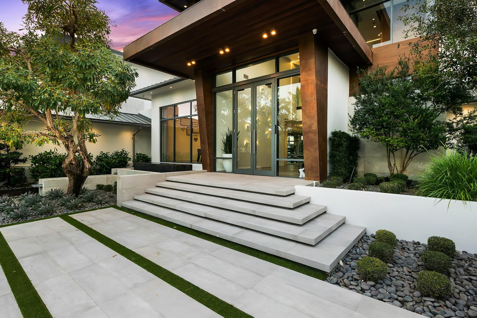 10691 Golden Eagle Court