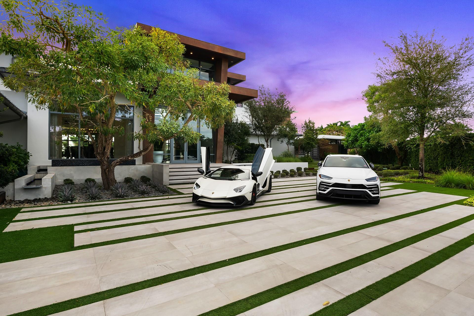 10691 Golden Eagle Court