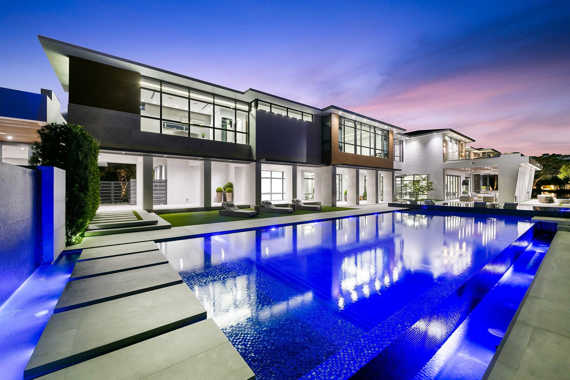 10691 Golden Eagle Court