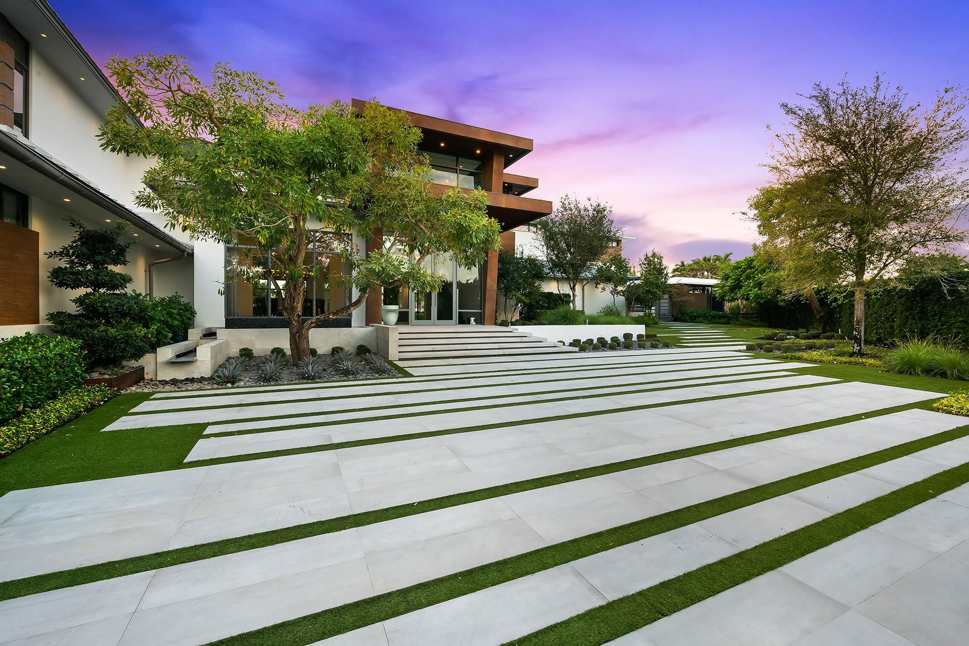 10691 Golden Eagle Court