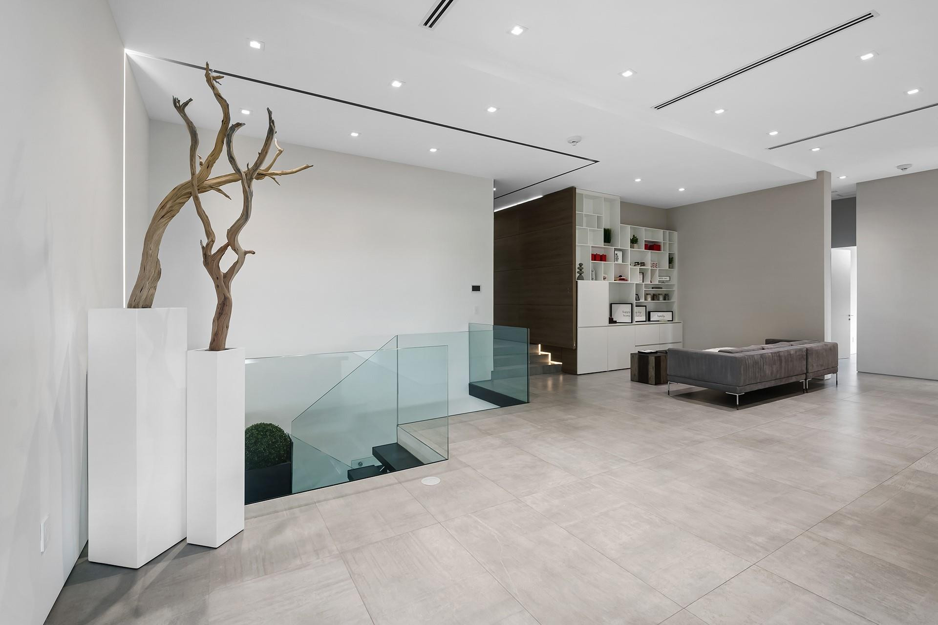 10691 Golden Eagle Court