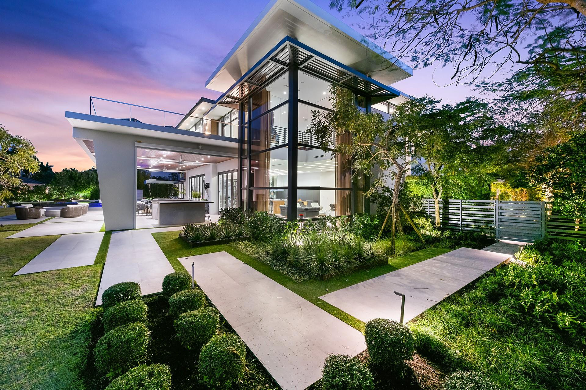 10691 Golden Eagle Court