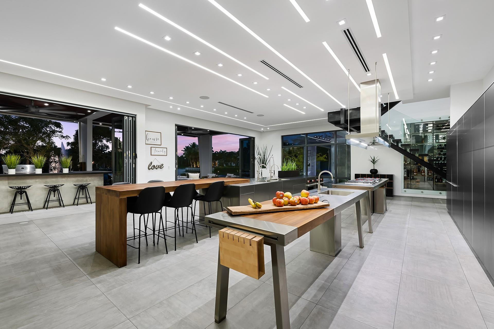 10691 Golden Eagle Court