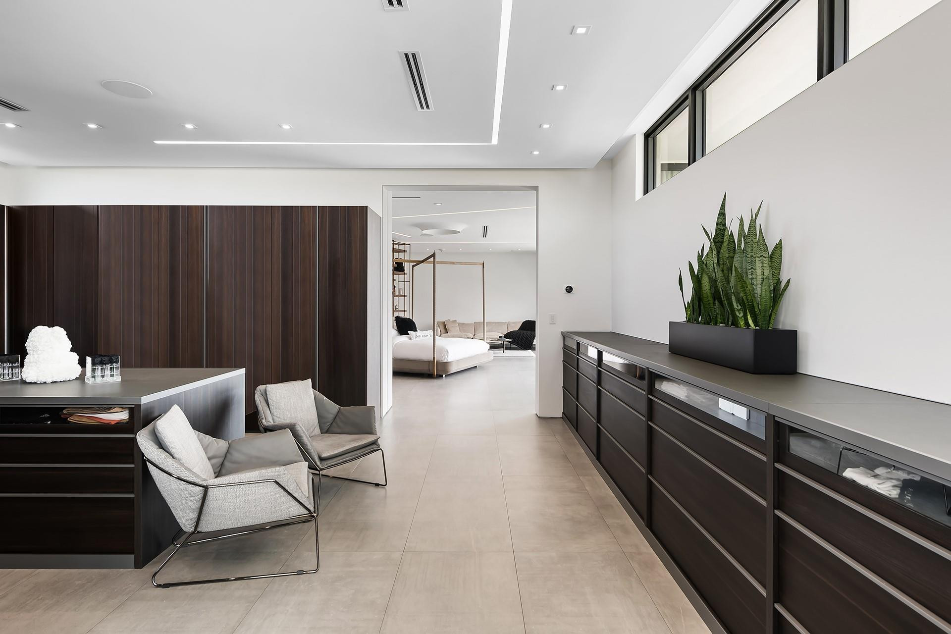 10691 Golden Eagle Court