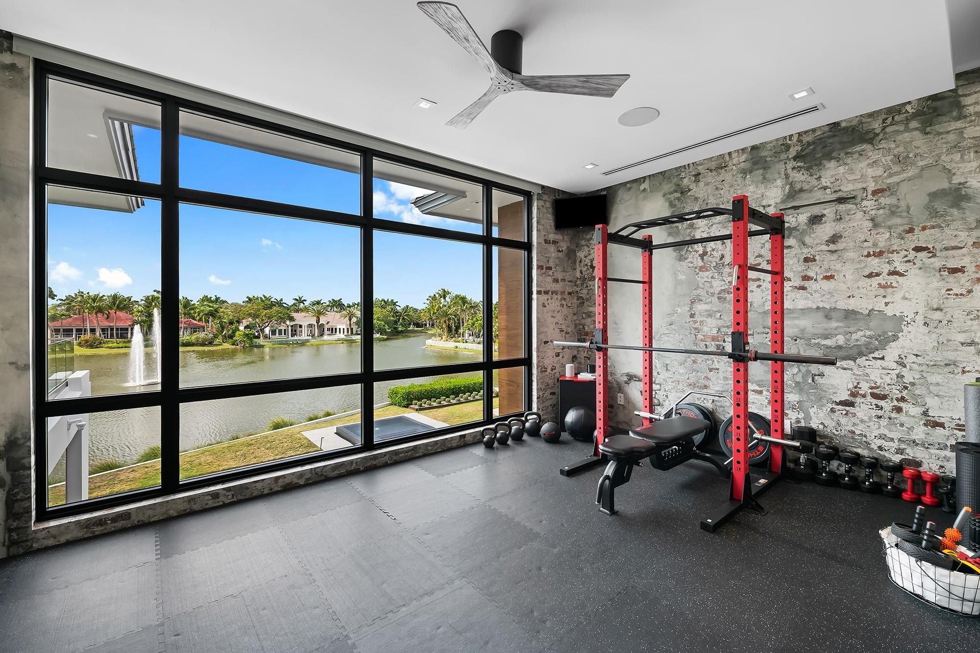 10691 Golden Eagle Court