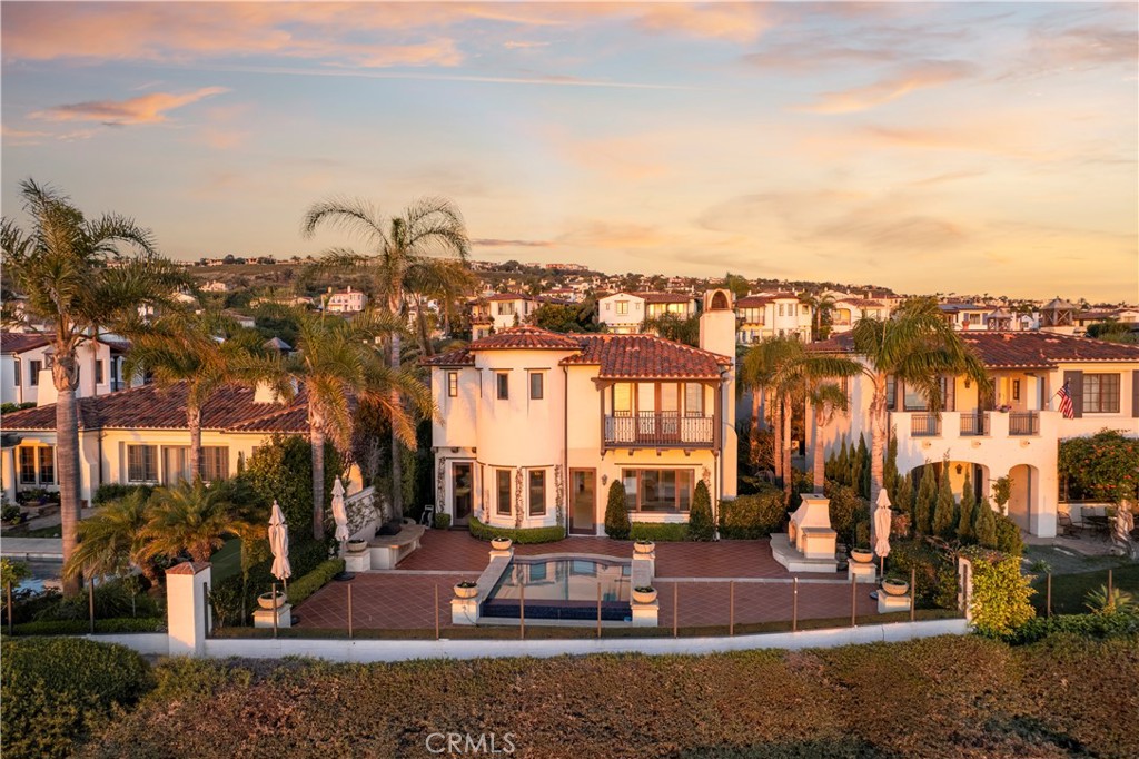 23 Atlantis Cove