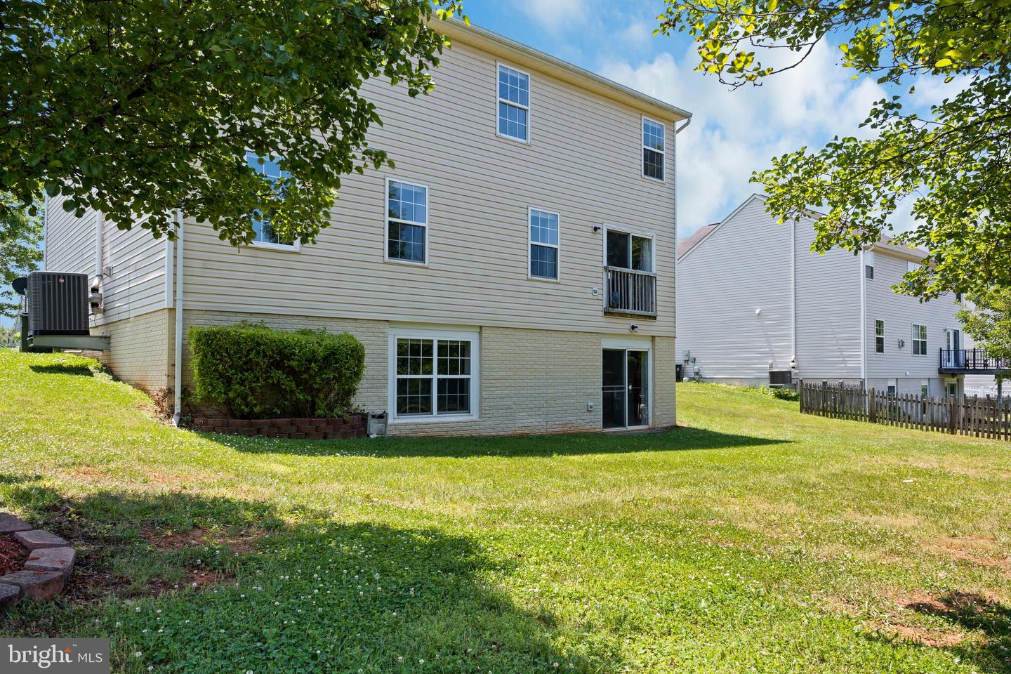 841 Virginia Ave