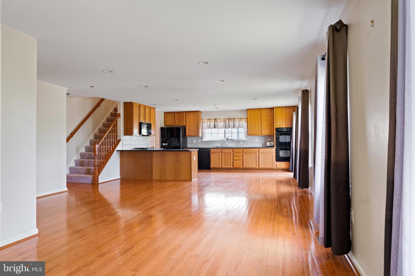 841 Virginia Ave
