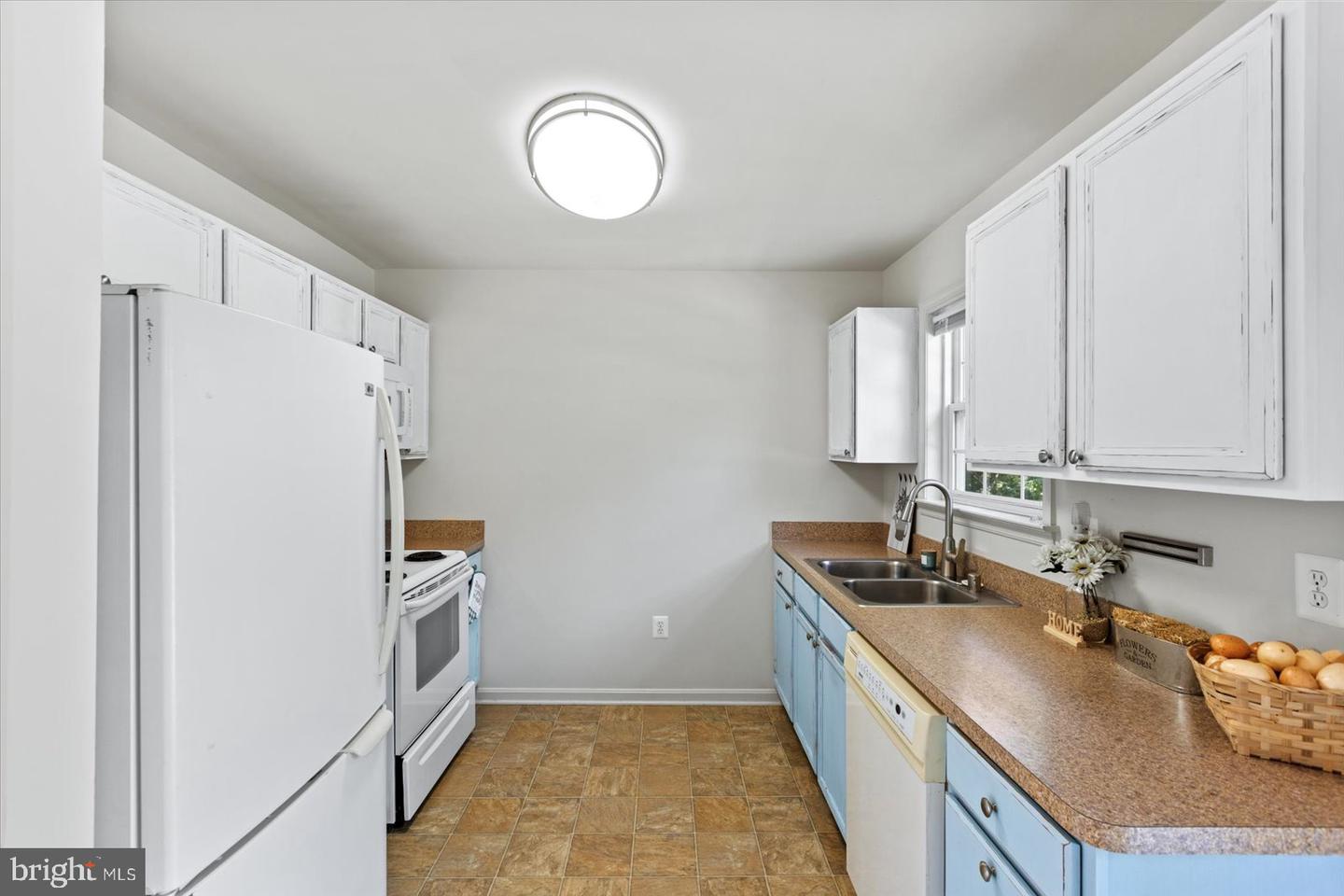 5467 Caroline Village Rd