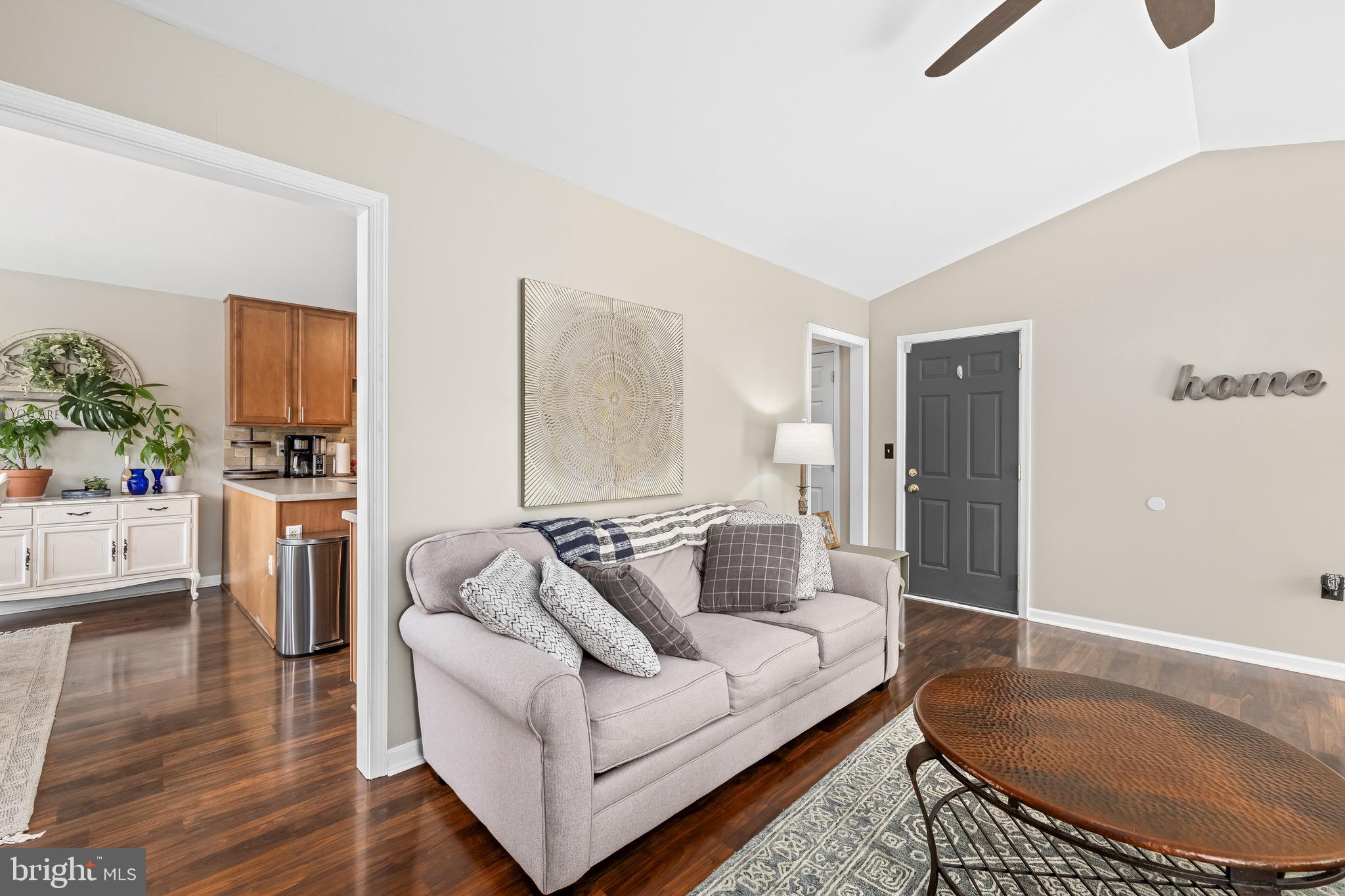 203 Remington Dr