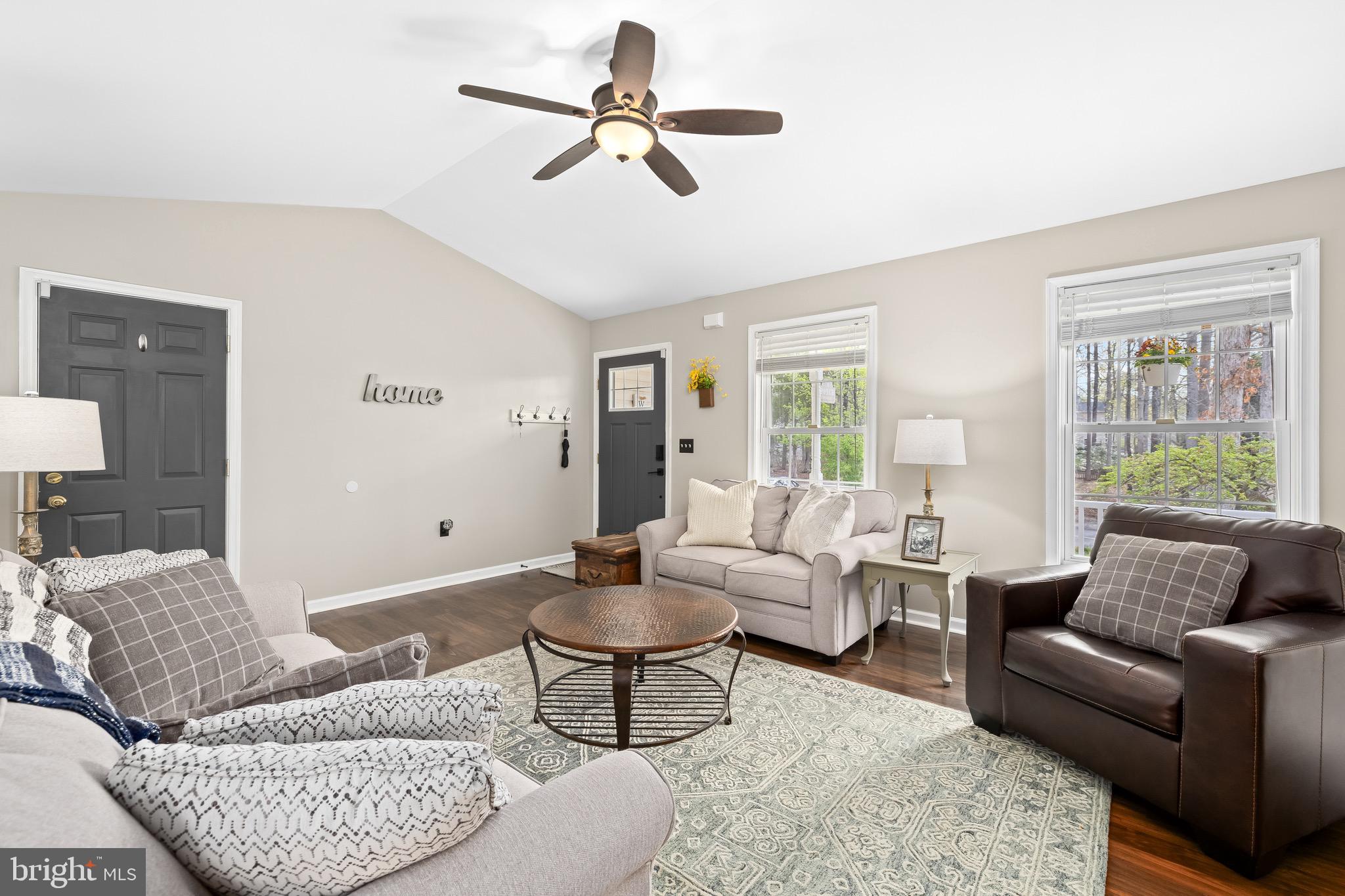 203 Remington Dr