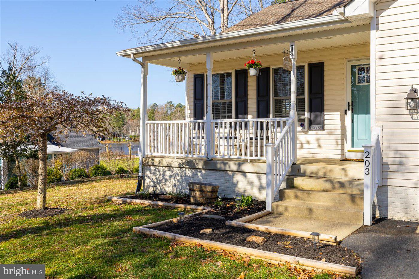 203 Remington Dr