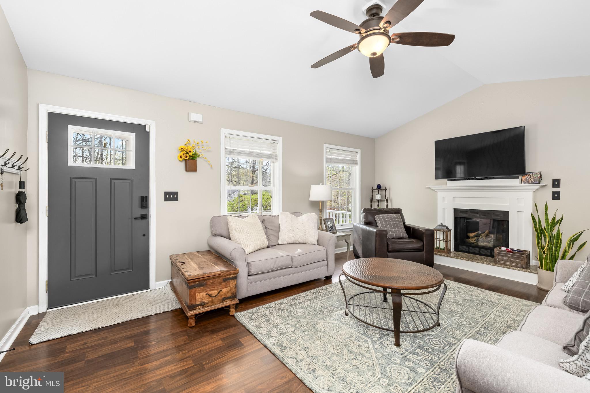 203 Remington Dr