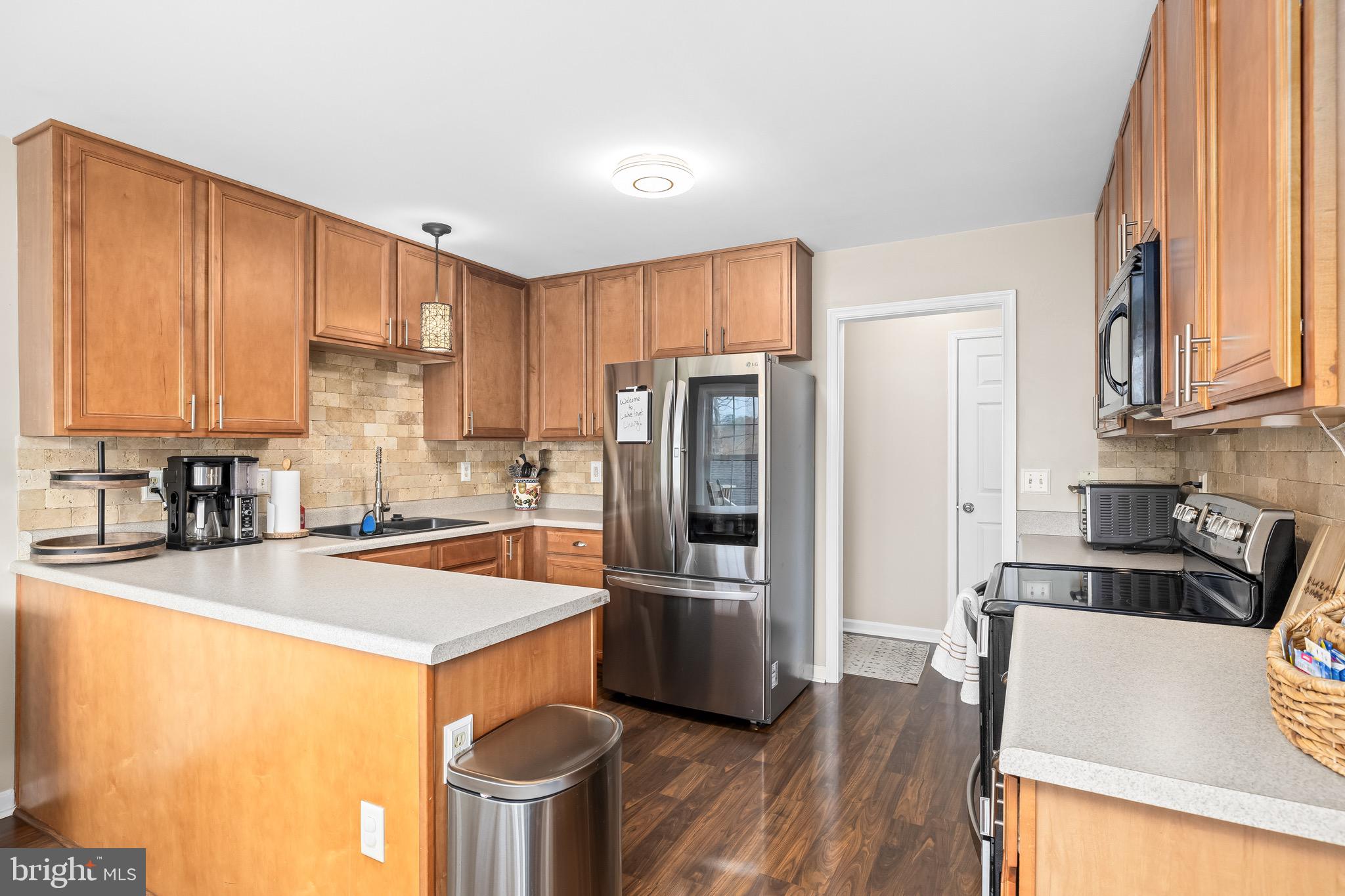 203 Remington Dr