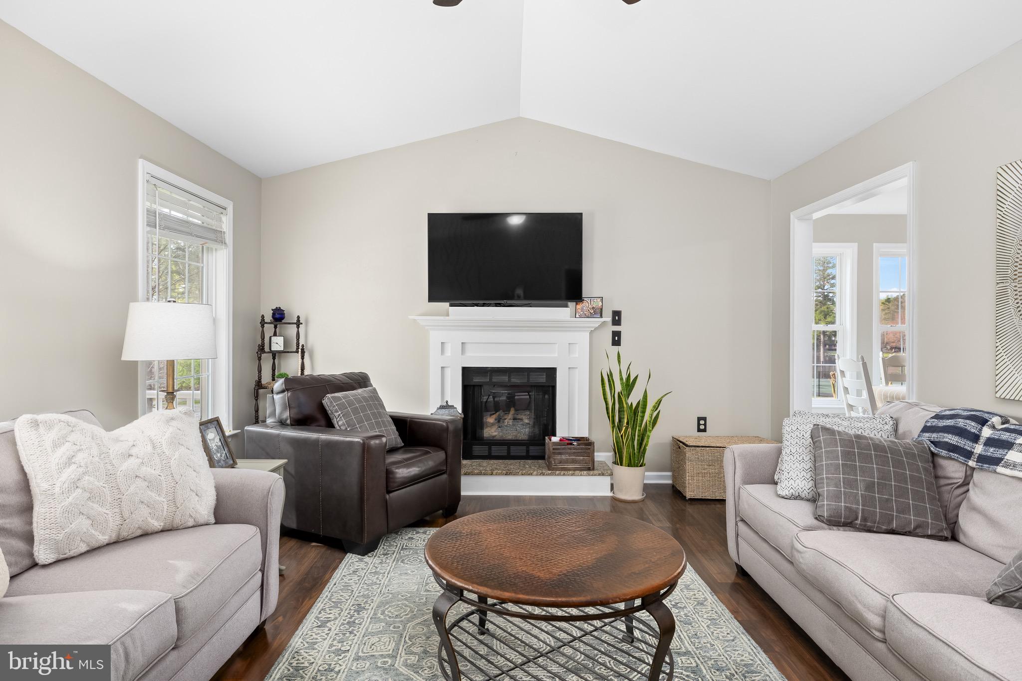 203 Remington Dr