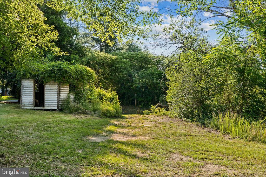 2349 SKINKERS NECK ROAD