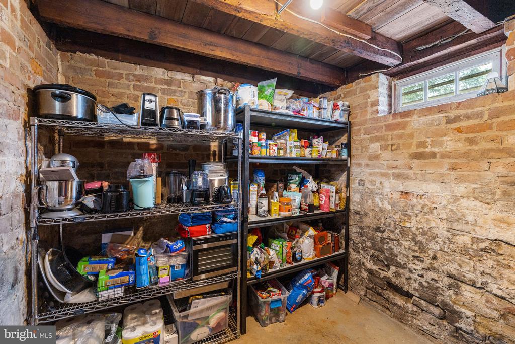 2349 SKINKERS NECK ROAD