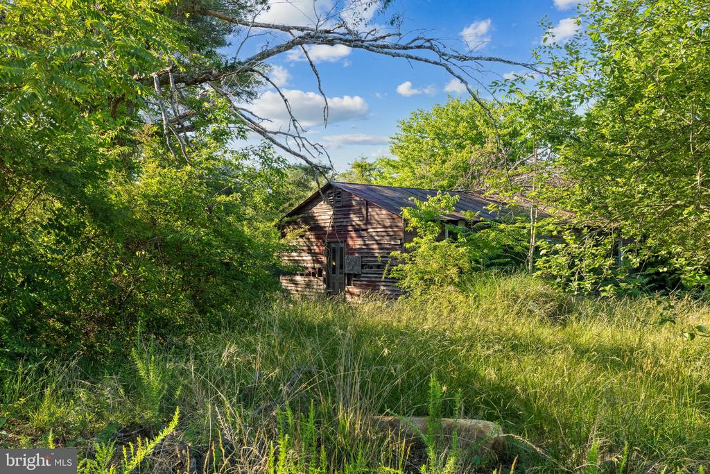 2349 SKINKERS NECK ROAD
