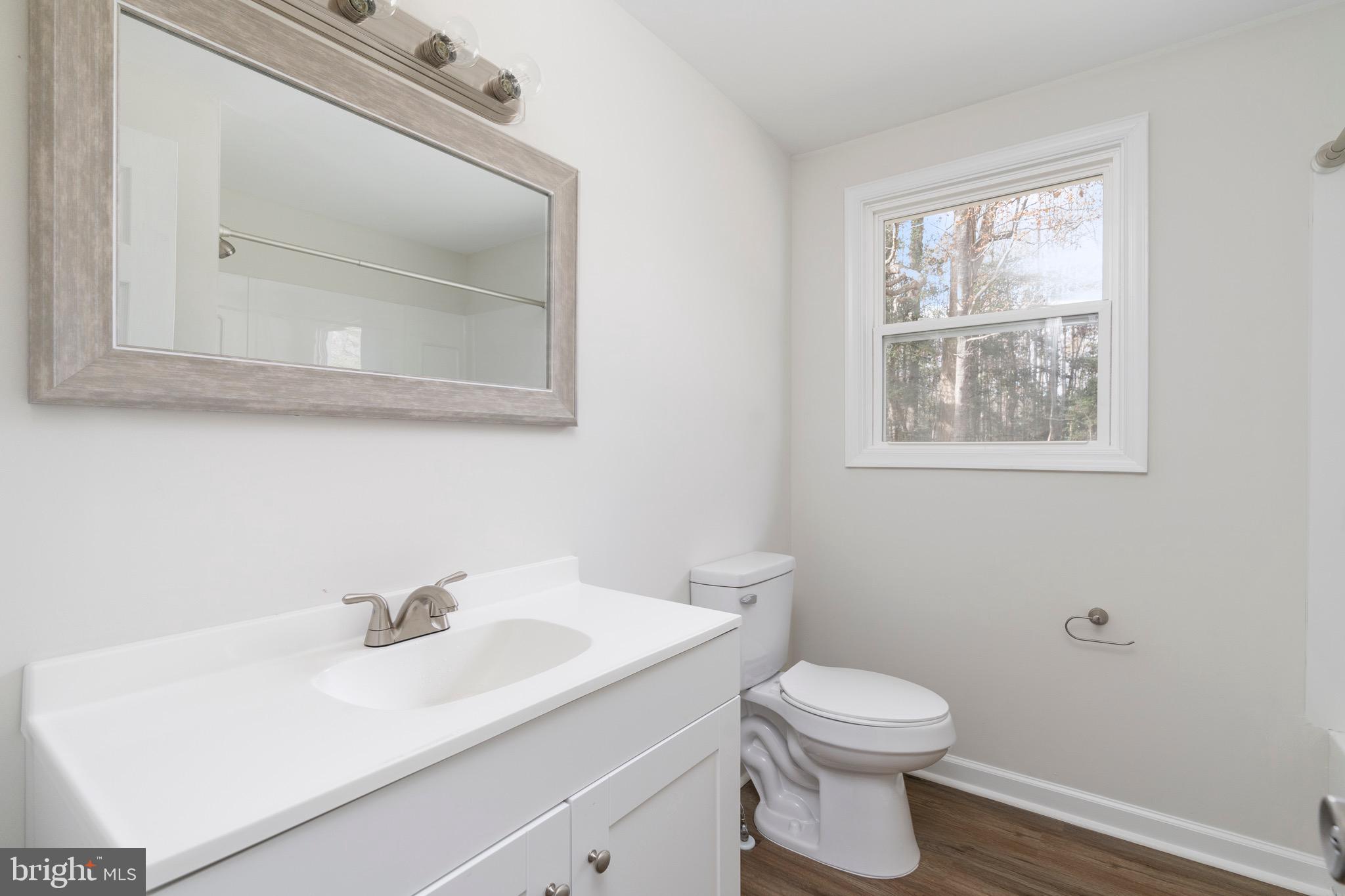 1296 CLARKS STORE RD