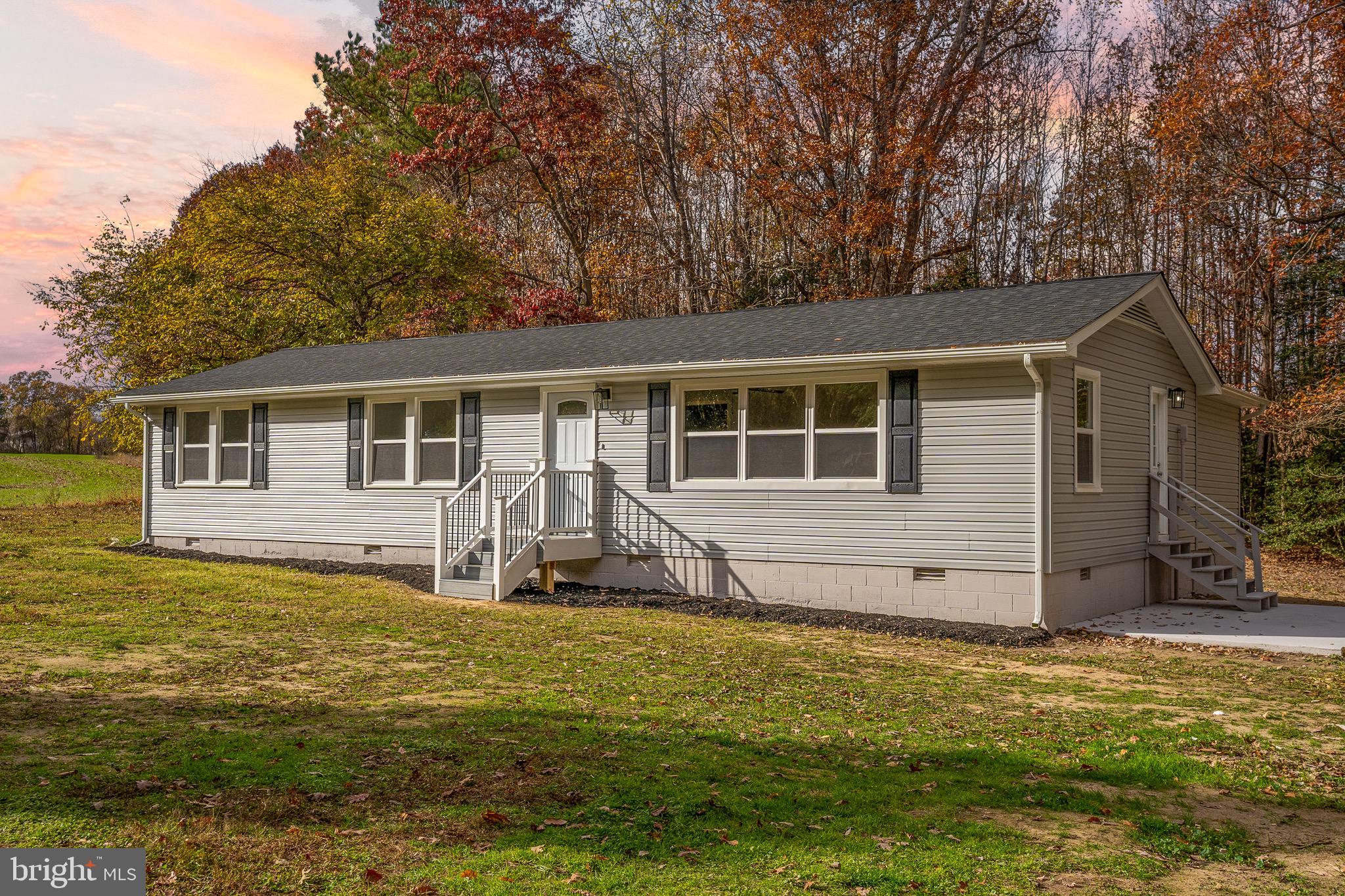 1296 CLARKS STORE RD