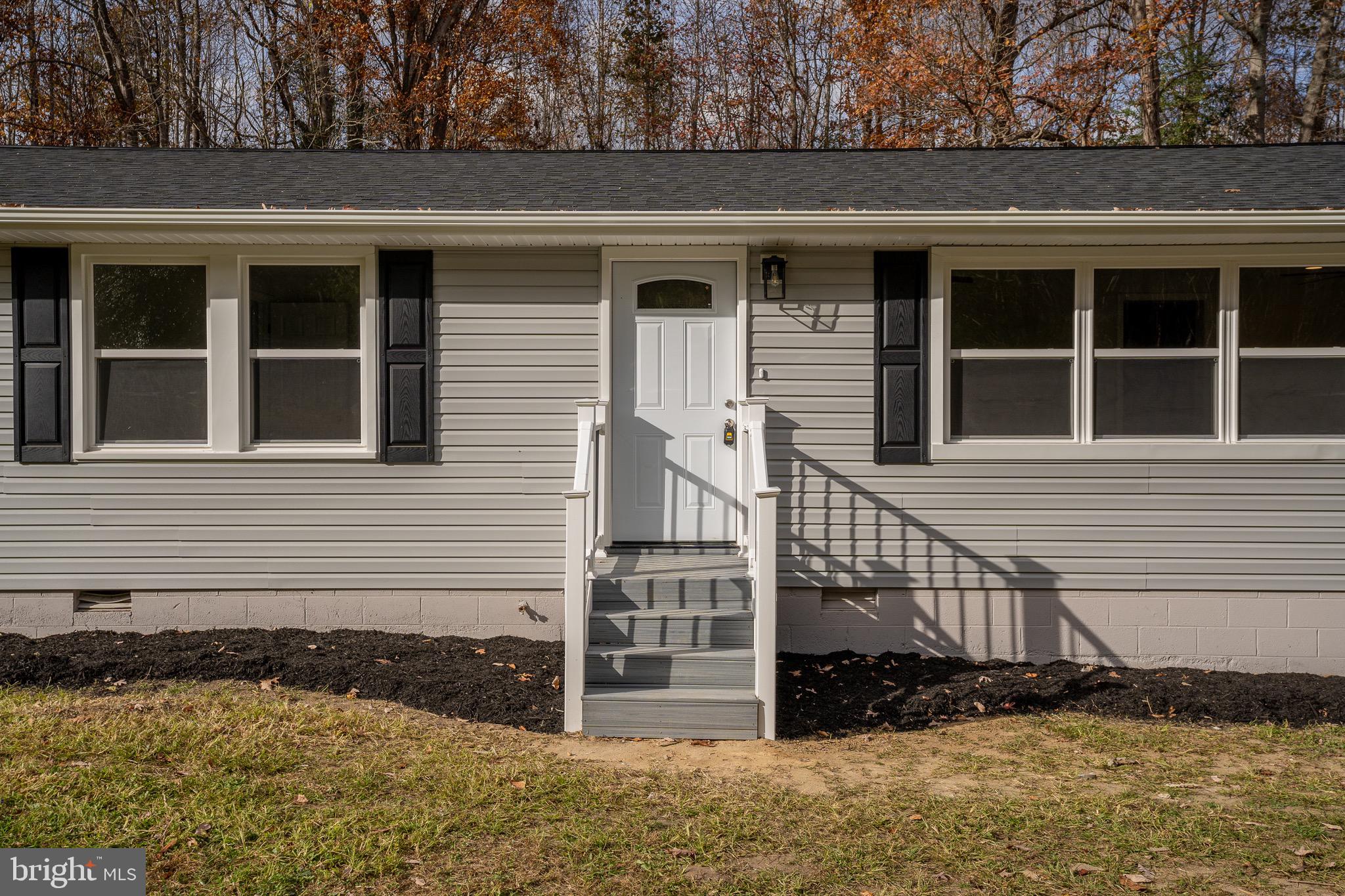 1296 CLARKS STORE RD