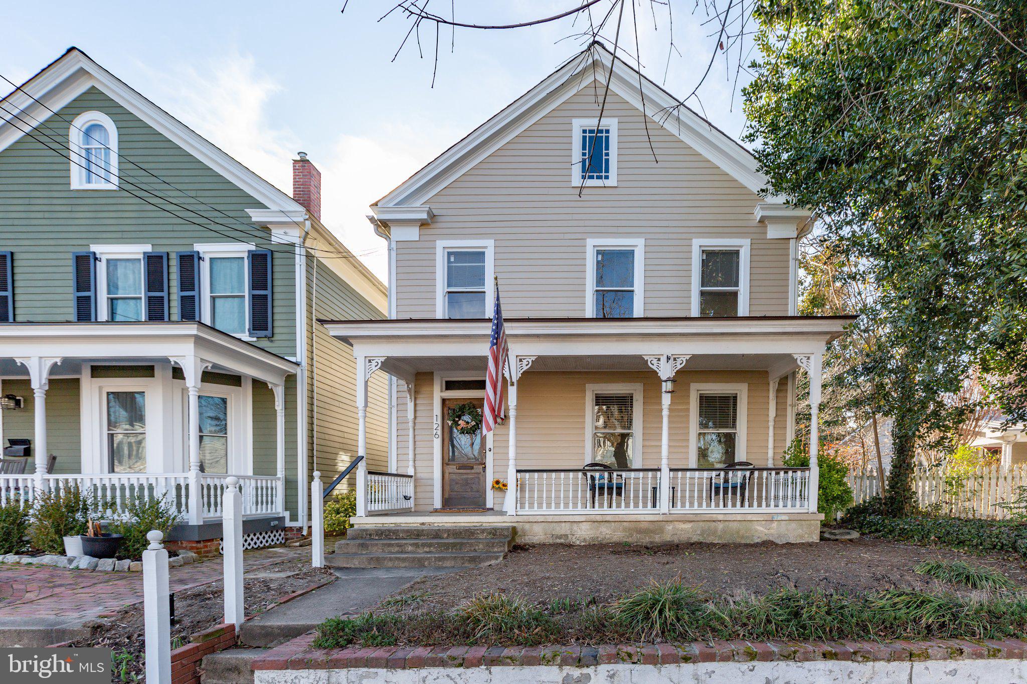 126 Caroline St