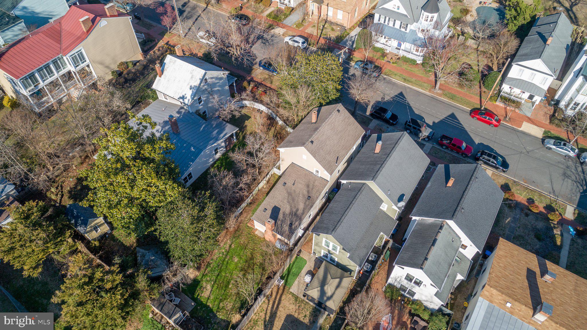 126 Caroline St