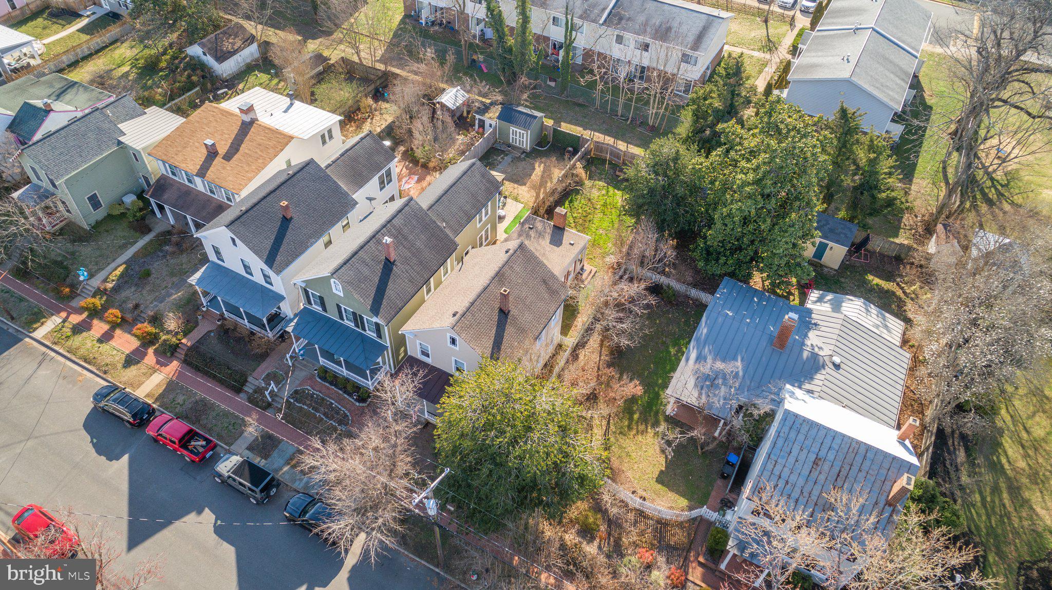126 Caroline St