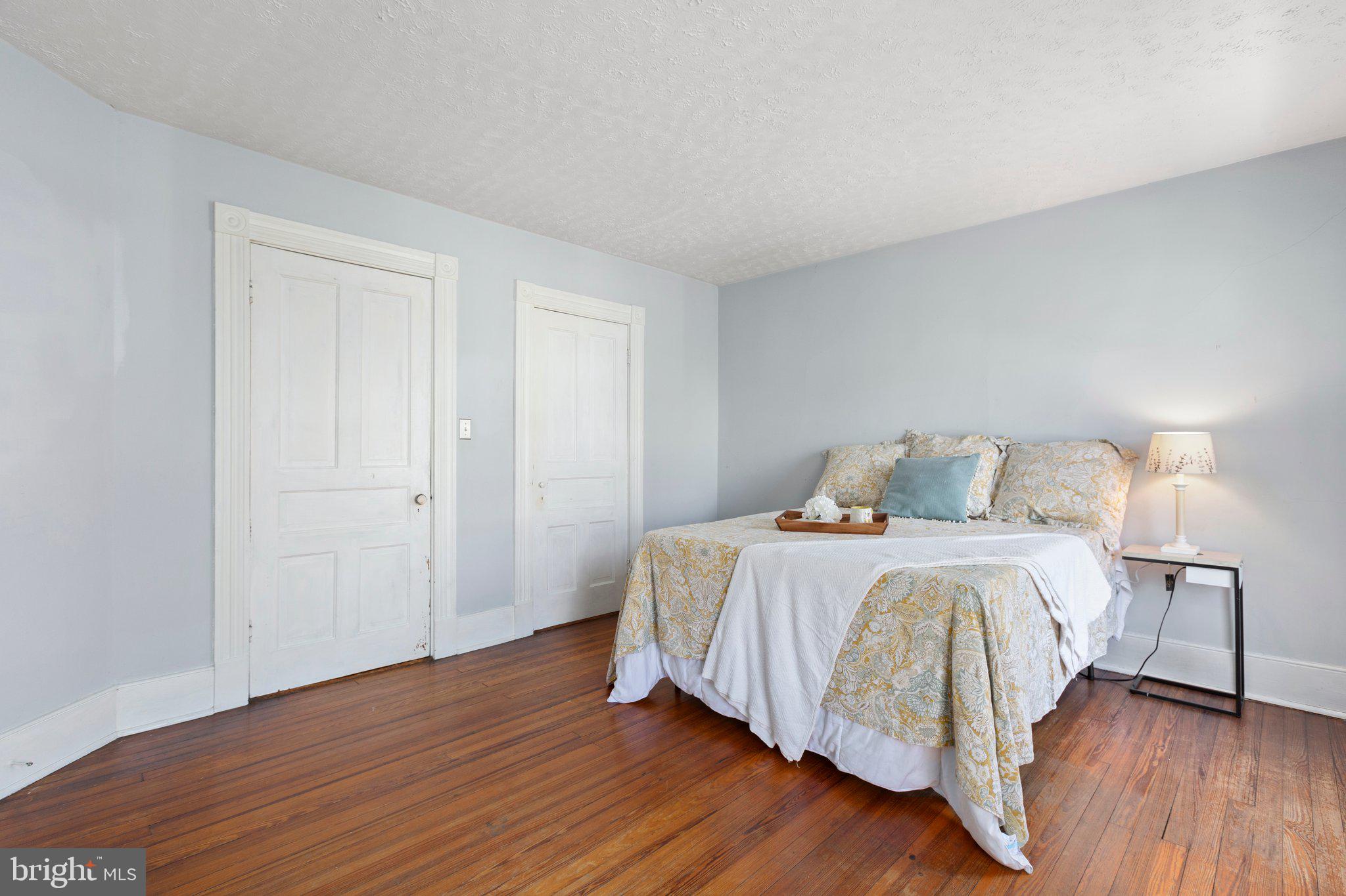 126 Caroline St