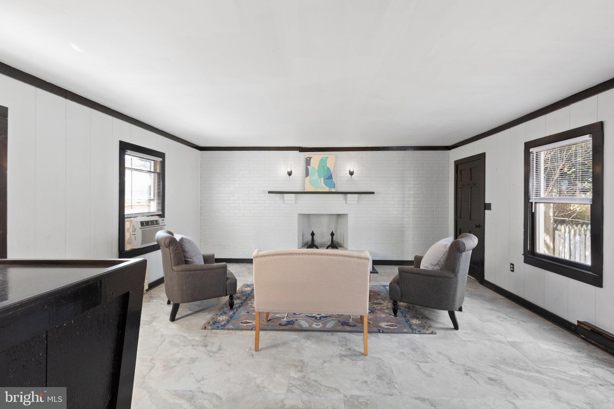 126 Caroline St