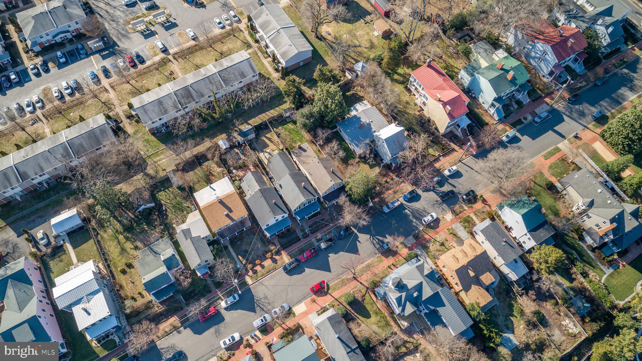 126 Caroline St