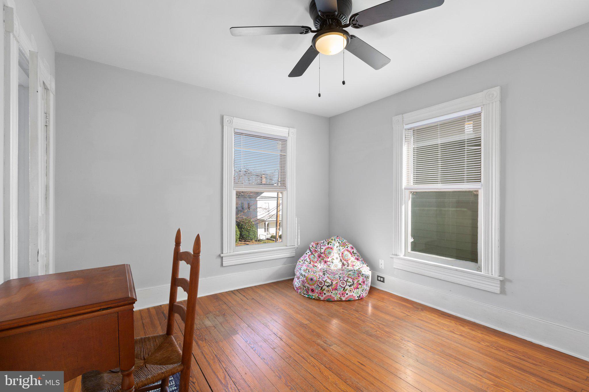126 Caroline St