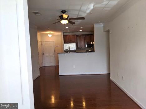 621-110 Cobblestone Blvd