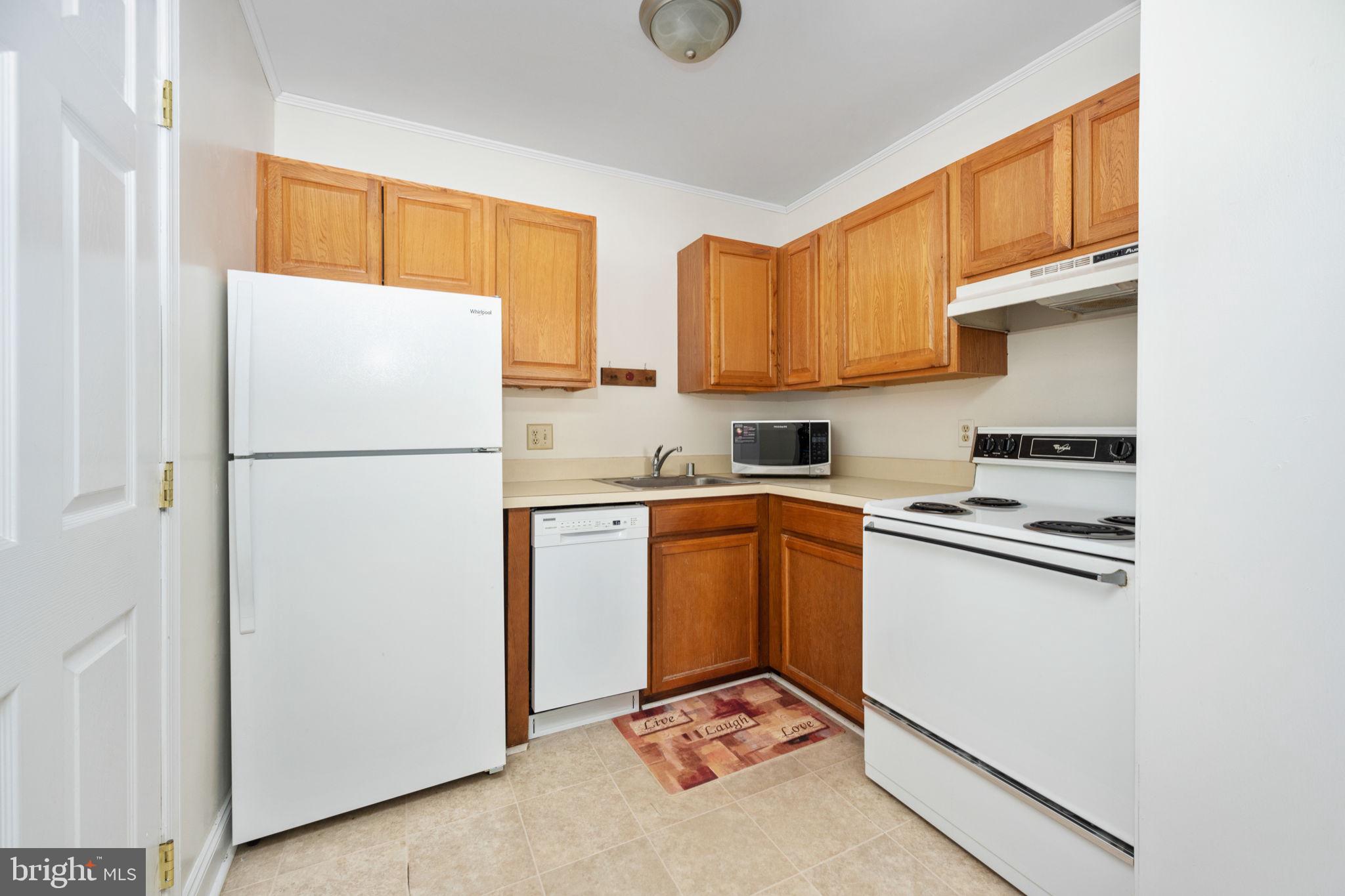 620 Kenmore Ave #4